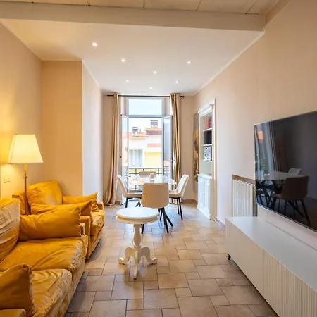 48 - A Few Steps From The Sea - *