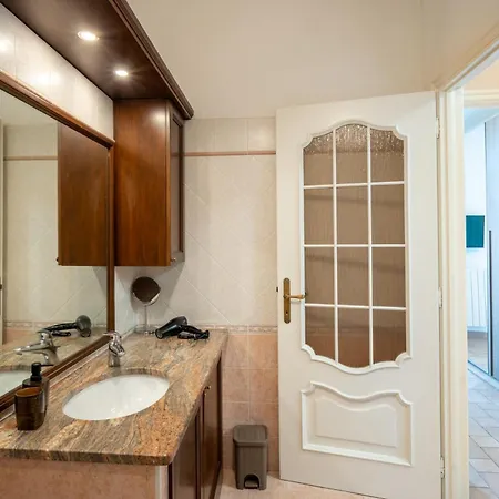 48 - A Few Steps From The Sea - *